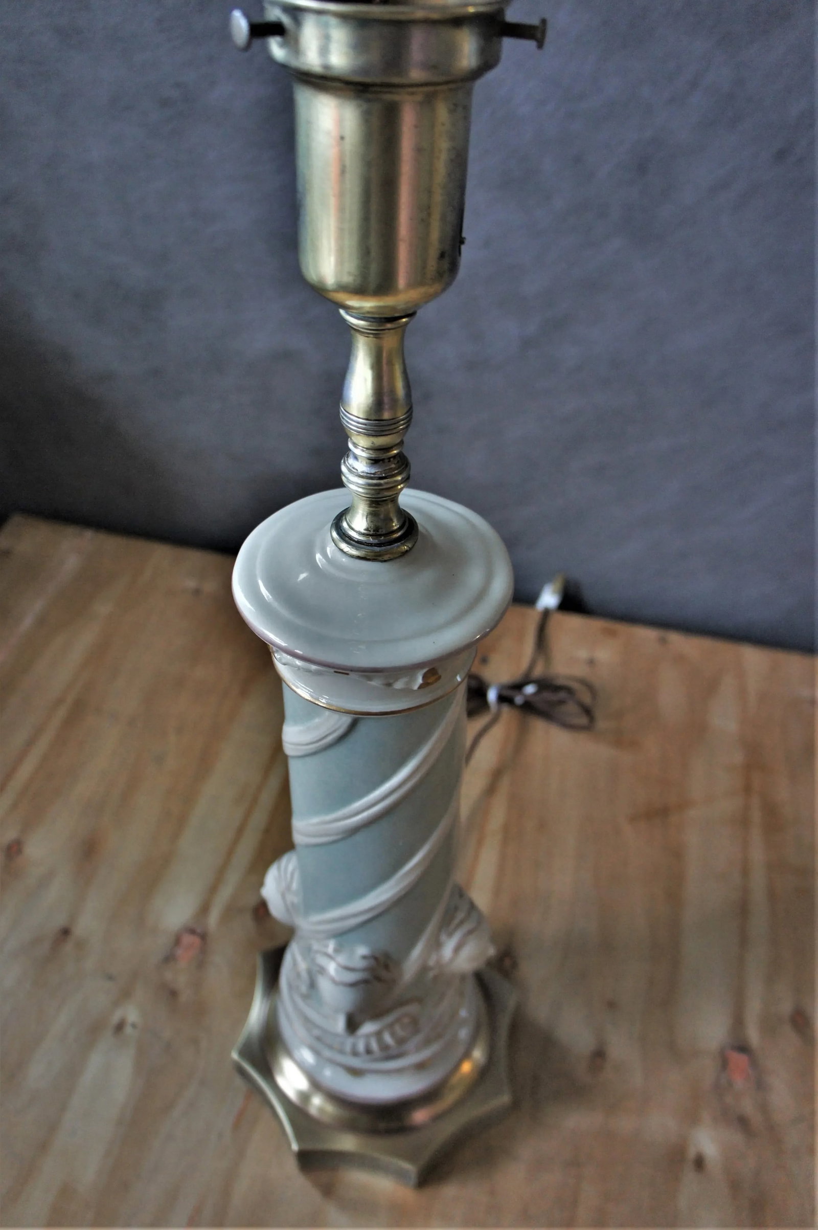 Vintage Rembrandt Porcelain Torchiere Table Lamp - 6