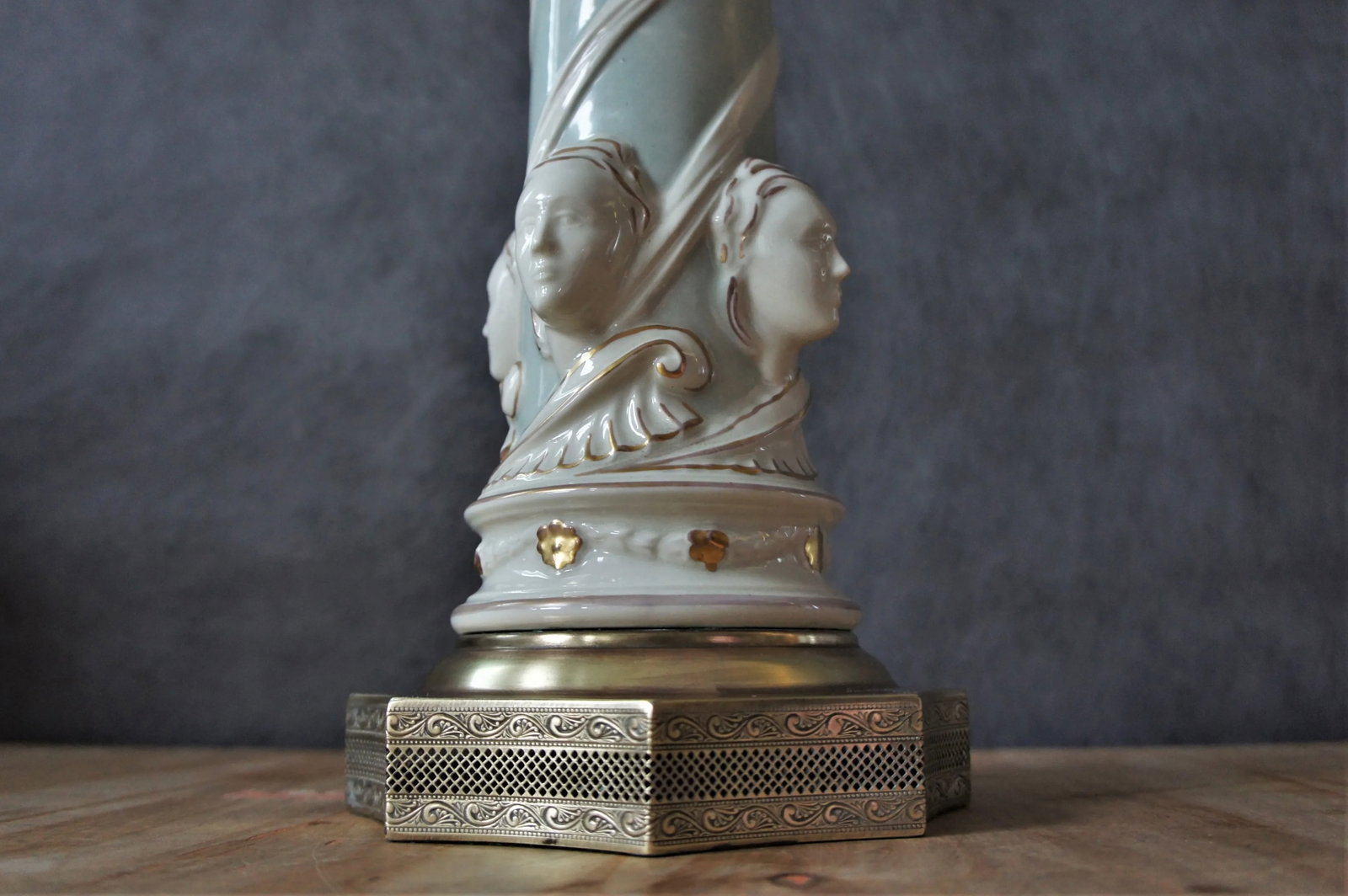 Vintage Rembrandt Porcelain Torchiere Table Lamp - 7