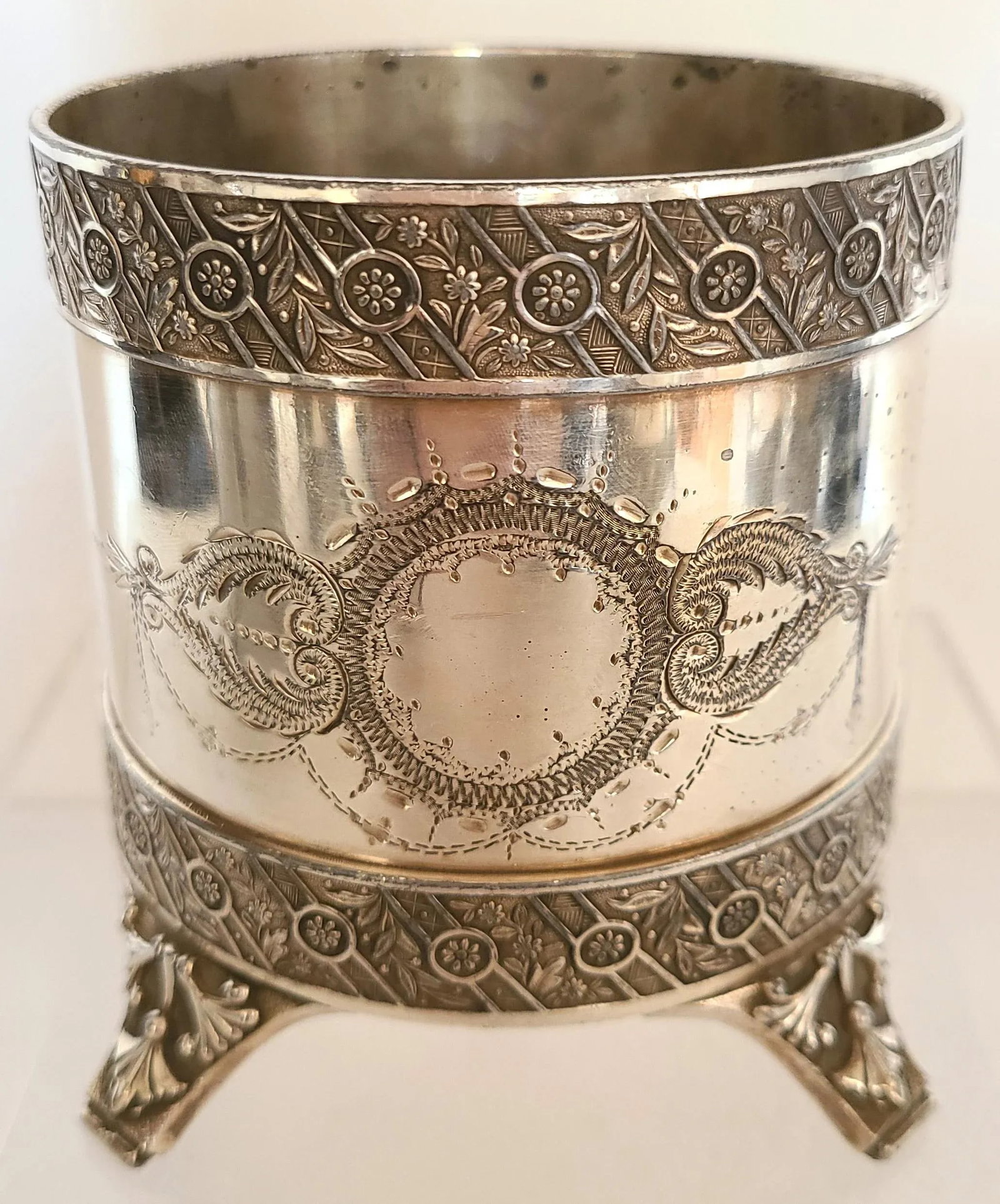 1880s Bridgeport Silver Co. Triple Plate Tea Set- 4 Pieces - 5