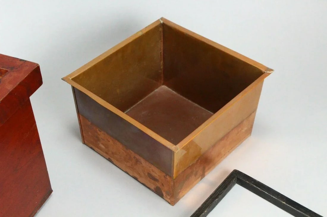 Meiji Period Japanese Hibachi Wood & Copper, Marked - 5