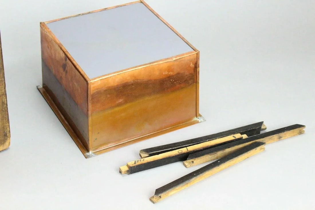 Meiji Period Japanese Hibachi Wood & Copper, Marked - 7