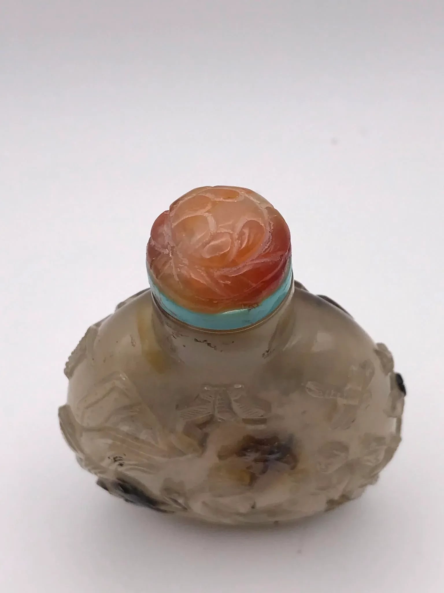 Antique Montana Moss Agate Floater Snuff Bottle With Carving - 11