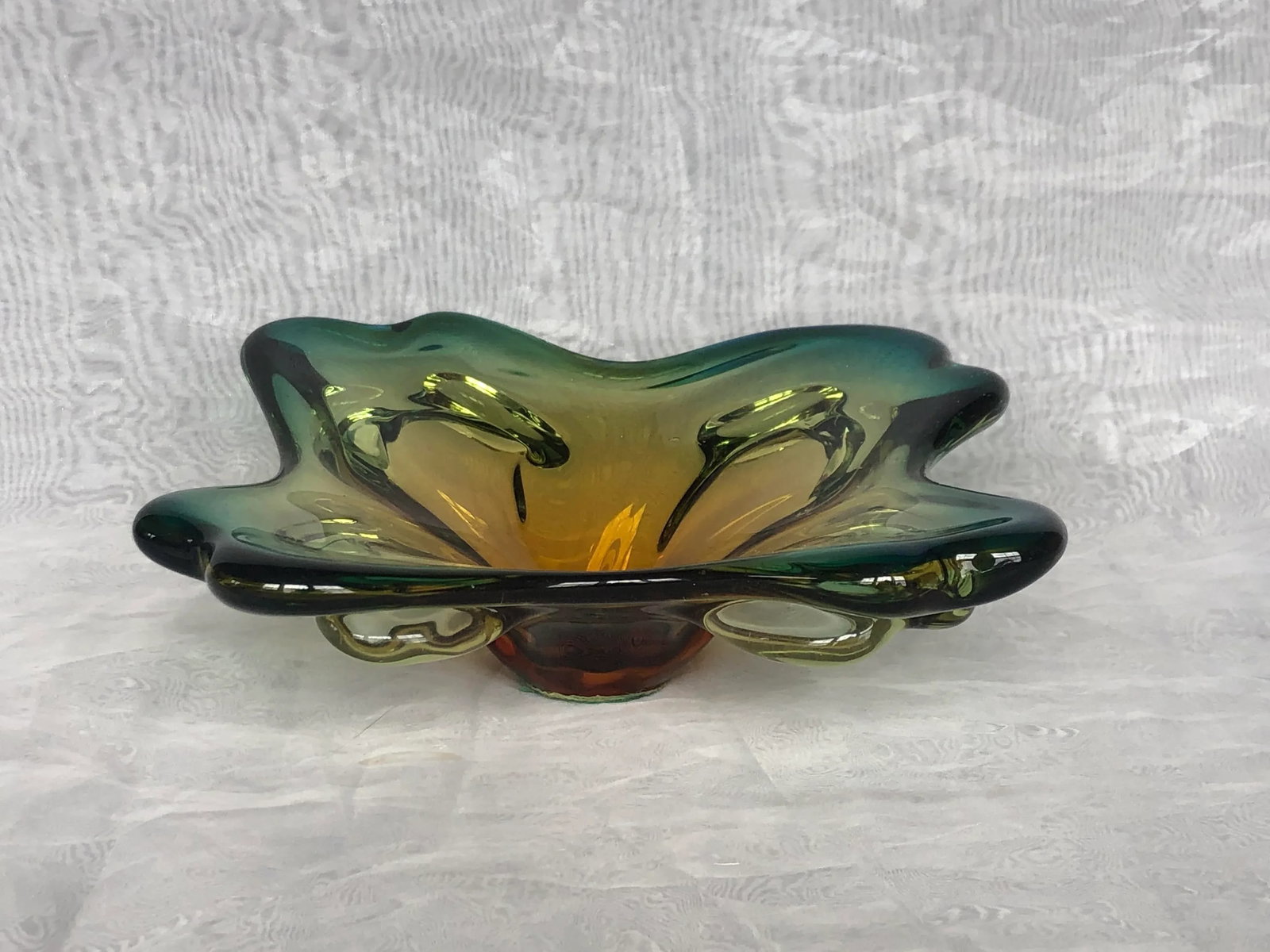 Mid Century Modern Free Form Art Glass Bowl - 2