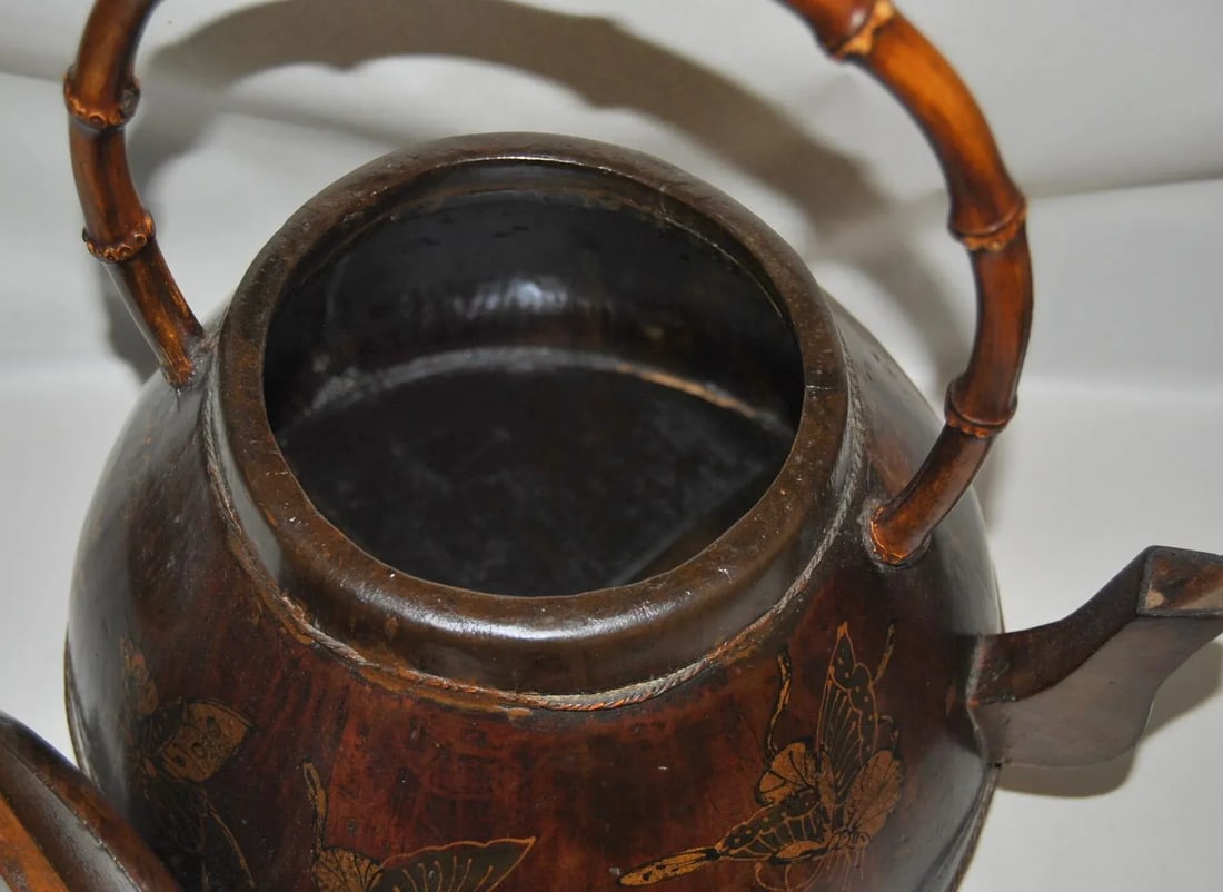Antique Gilt Rosewood Kettle or Teapot With Butterflies and Flowers, 19th Century - 9
