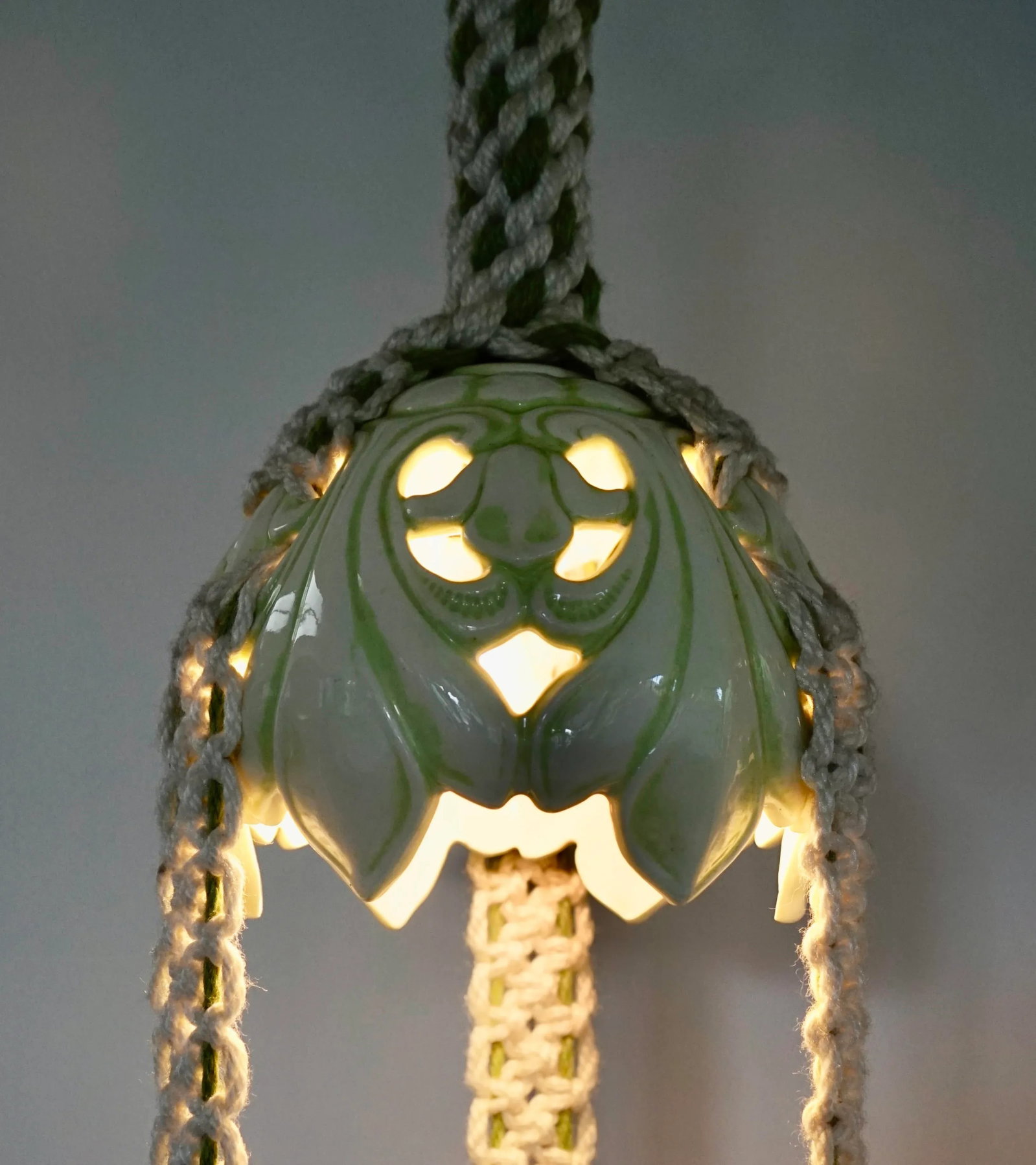1970s Hanging Macrame Lamp With Planter Decorated With Butterflies Set of 2 - 8