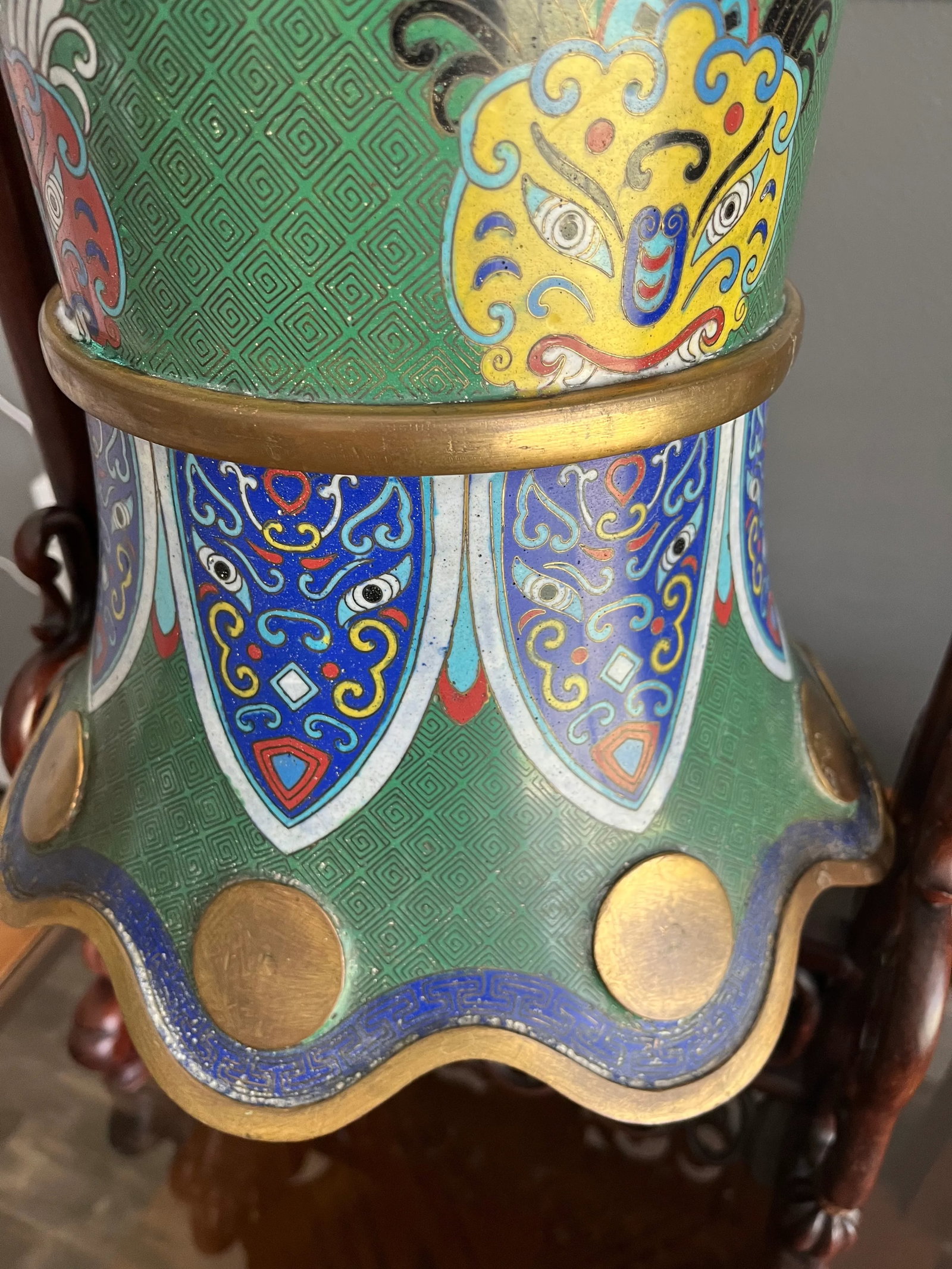 C 1900 Large Chinese Cloisonne Enamel Bell With Stand - 3