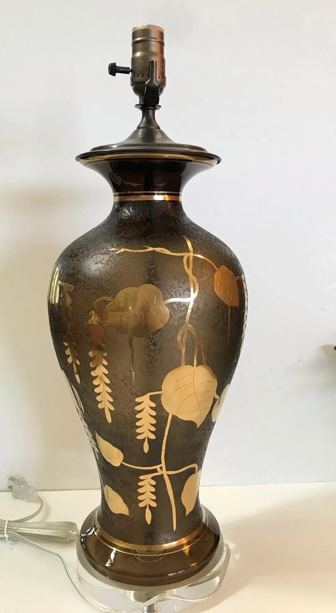 Vintage 1920s French Glass Lamp With Gilt Floral Design - 7