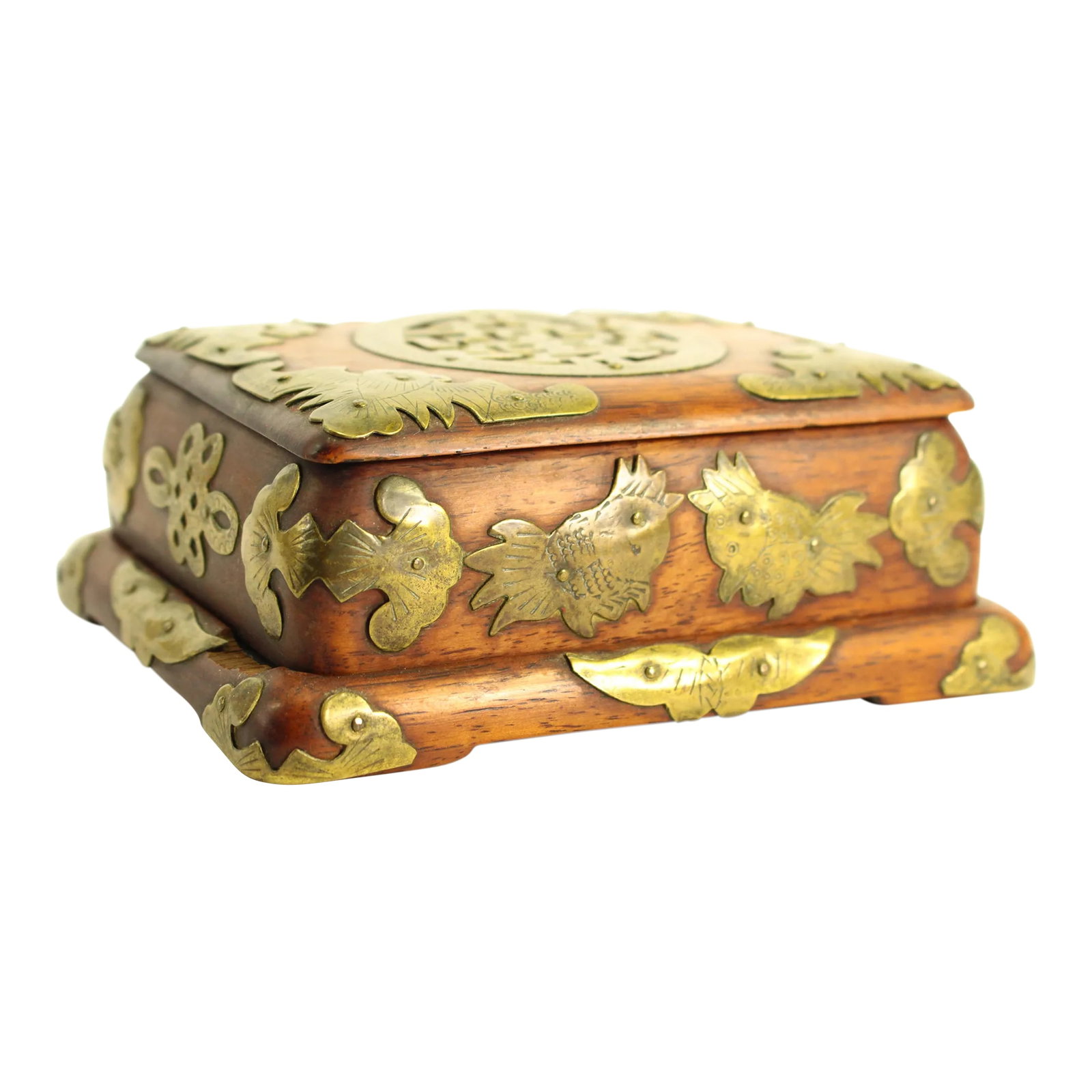 19th Century Boxwood Chinese Box With Brass Overlay, Prosperity "Lu" Sign, Bats & Fish: An impressive antique box & tray set Hard wood of good quality, possibly boxwood Well elaborated decorative brass fittings with hand chiseled engraved details The corner ones resemble bats, while at