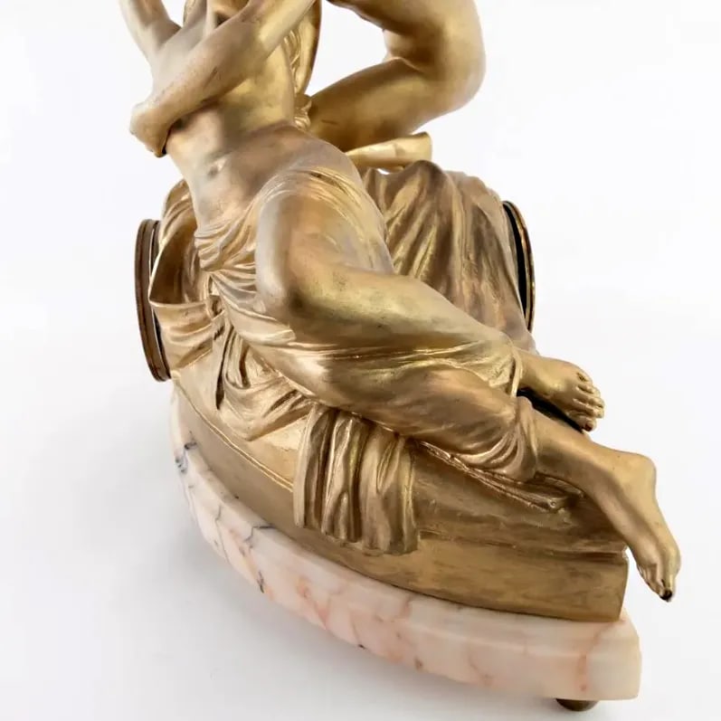 1930s Vintage French Figural Spelter Clock - 10