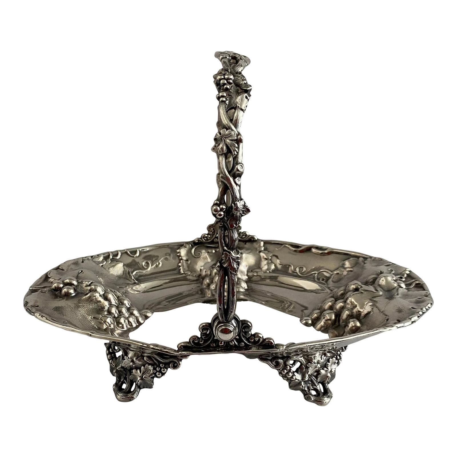 Antique Silverplate Grape Vine and Leaf Basket - 2