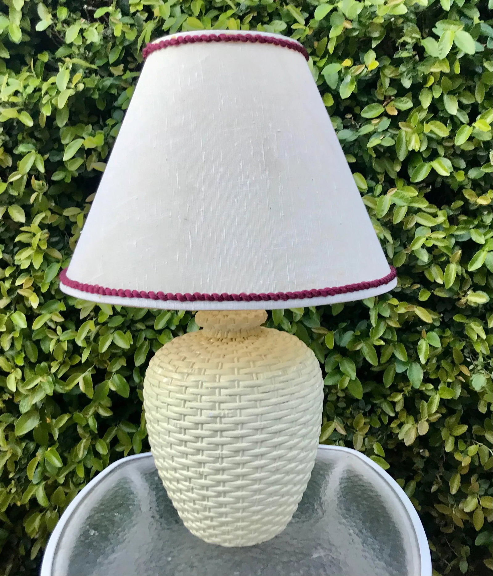1940's Hollywood Regency White "Wicker" Ceramic Lamp With Shade - 13