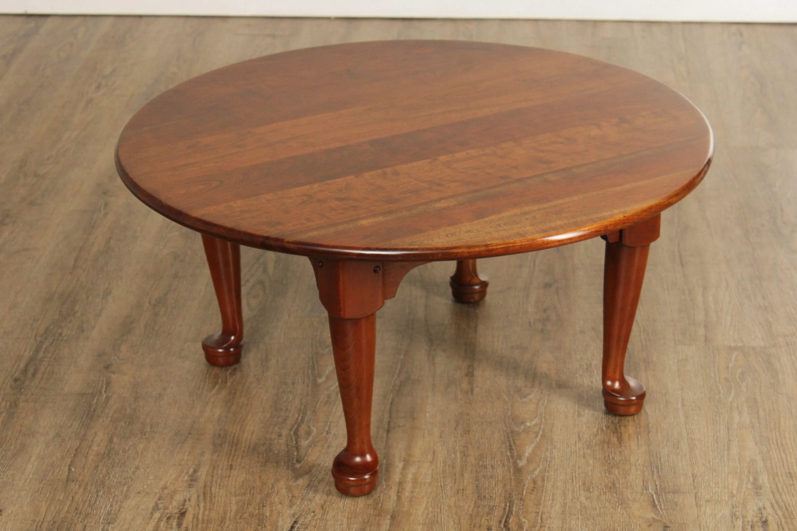 Vintage Stickley Queen Anne Style Round Cherry Coffee Table - 3
