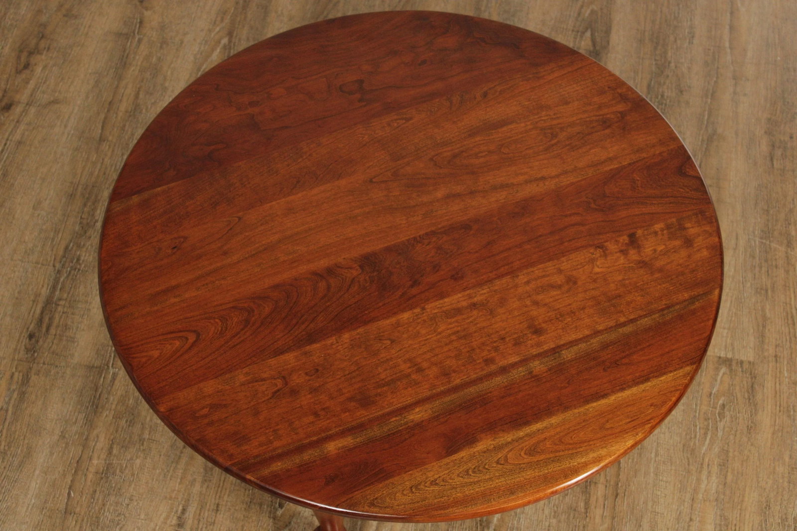 Vintage Stickley Queen Anne Style Round Cherry Coffee Table - 5