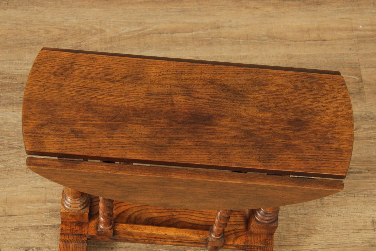 1970s Baker Furniture Jacobean Style Oak Barley Twist Drop Leaf Table - 6