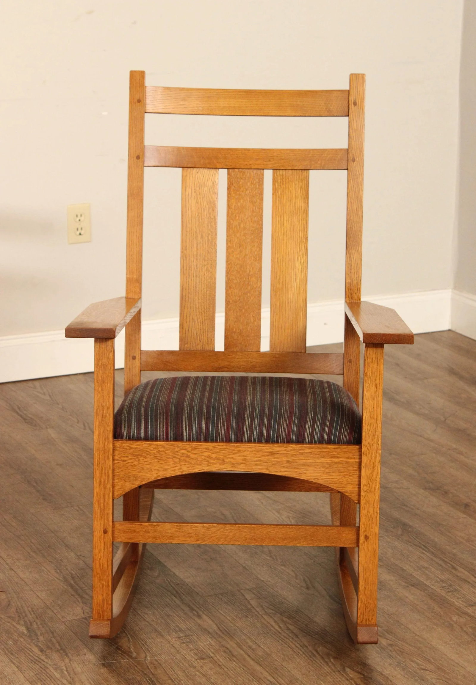 Stickley Mission Collection Harvey Ellis Oak Rocking Chair - 4