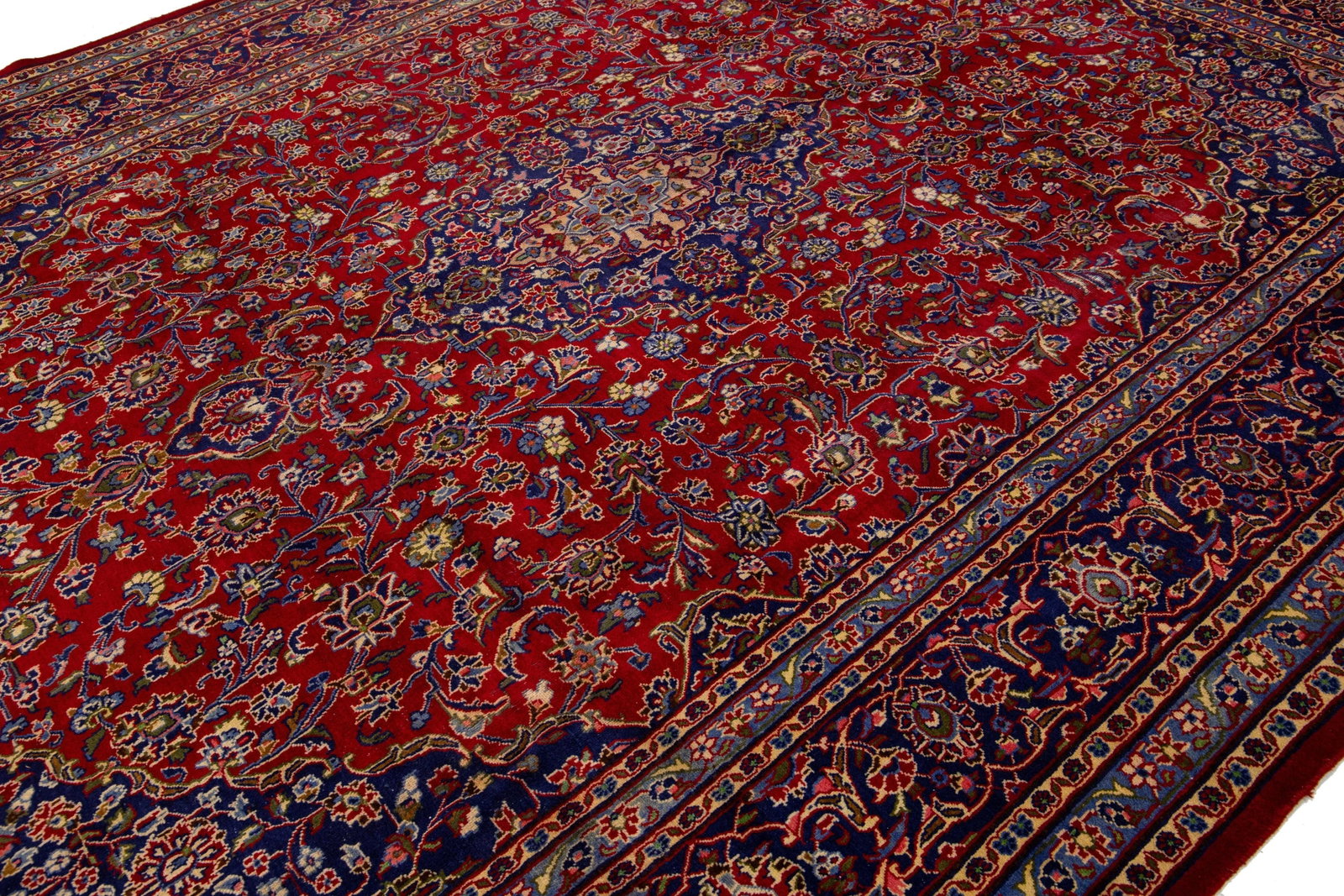 1950s Vintage Kashan Persian Wool Rug Handmade in Red - 6