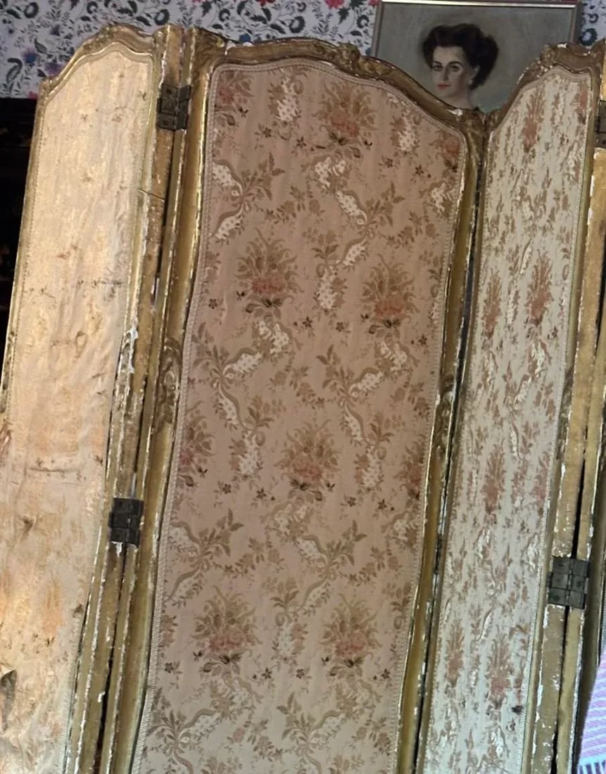 Louis XV Style 19th Century French 4-Panel Gilt Upholstered Vanity Screen Room Divider - 9