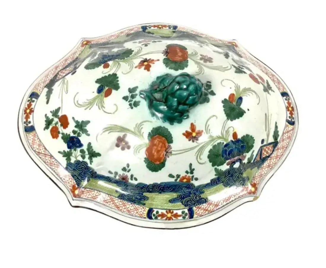 19th Century Italian Faenza Garofano Covered Tureen With Handles - 6