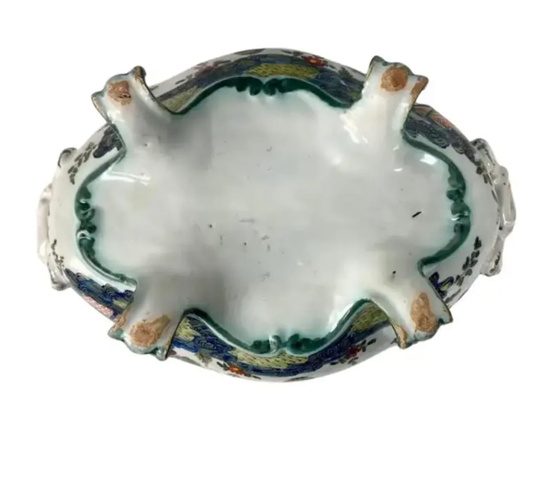 19th Century Italian Faenza Garofano Covered Tureen With Handles - 9