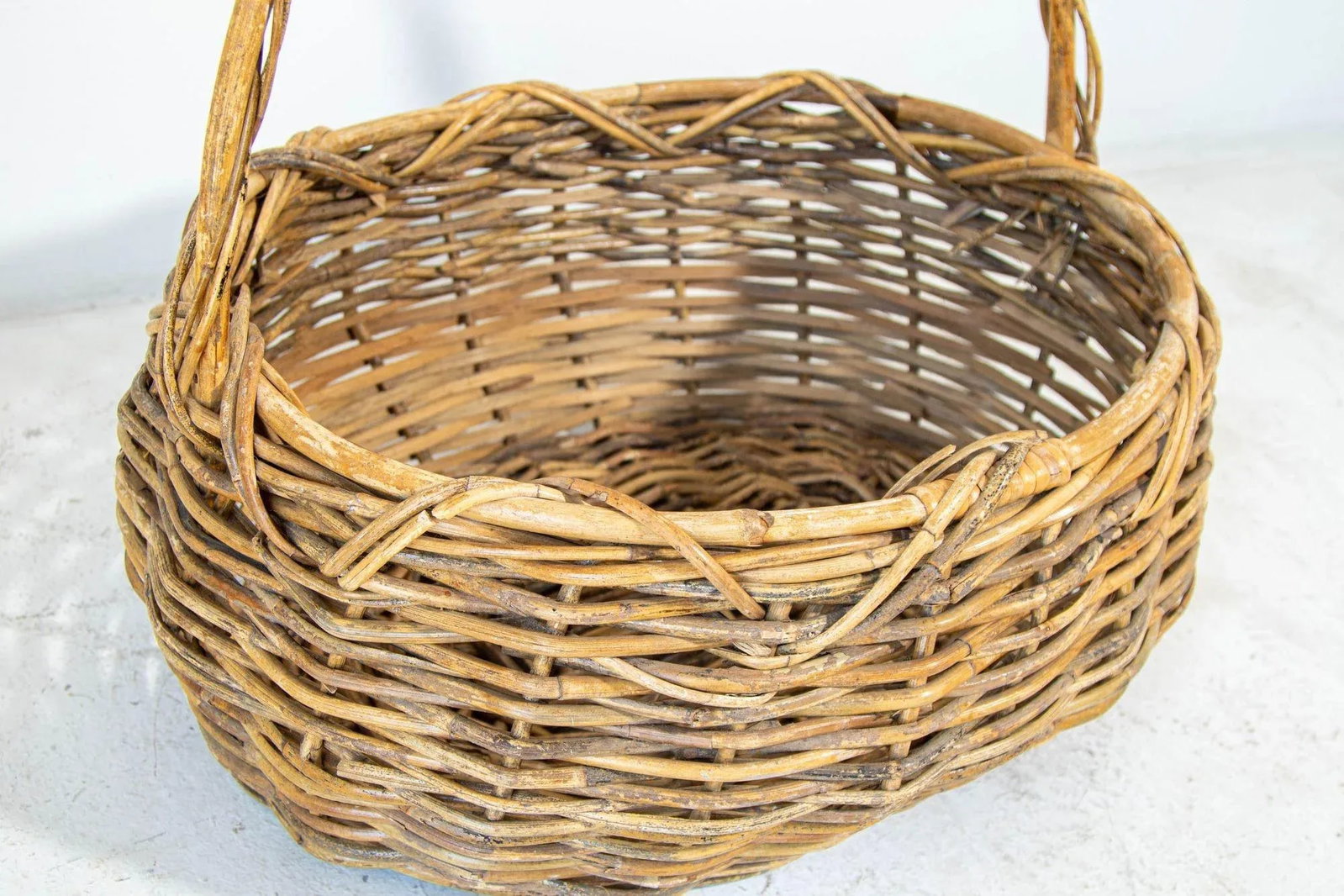 Large Antique French Provincial Grape Harvest Wicker Basket With Single Handle - 11