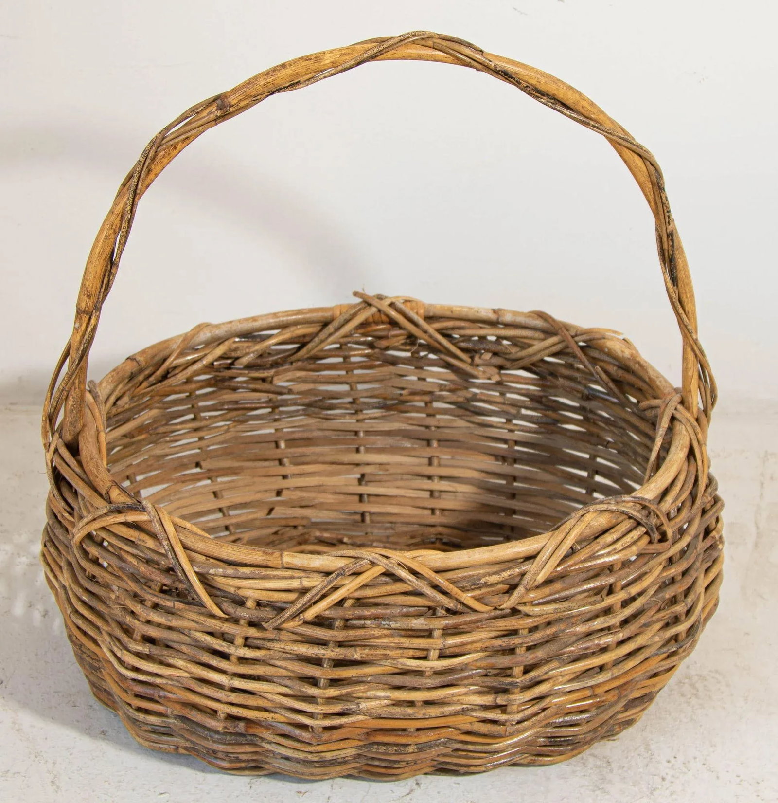 Large Antique French Provincial Grape Harvest Wicker Basket With Single Handle - 13