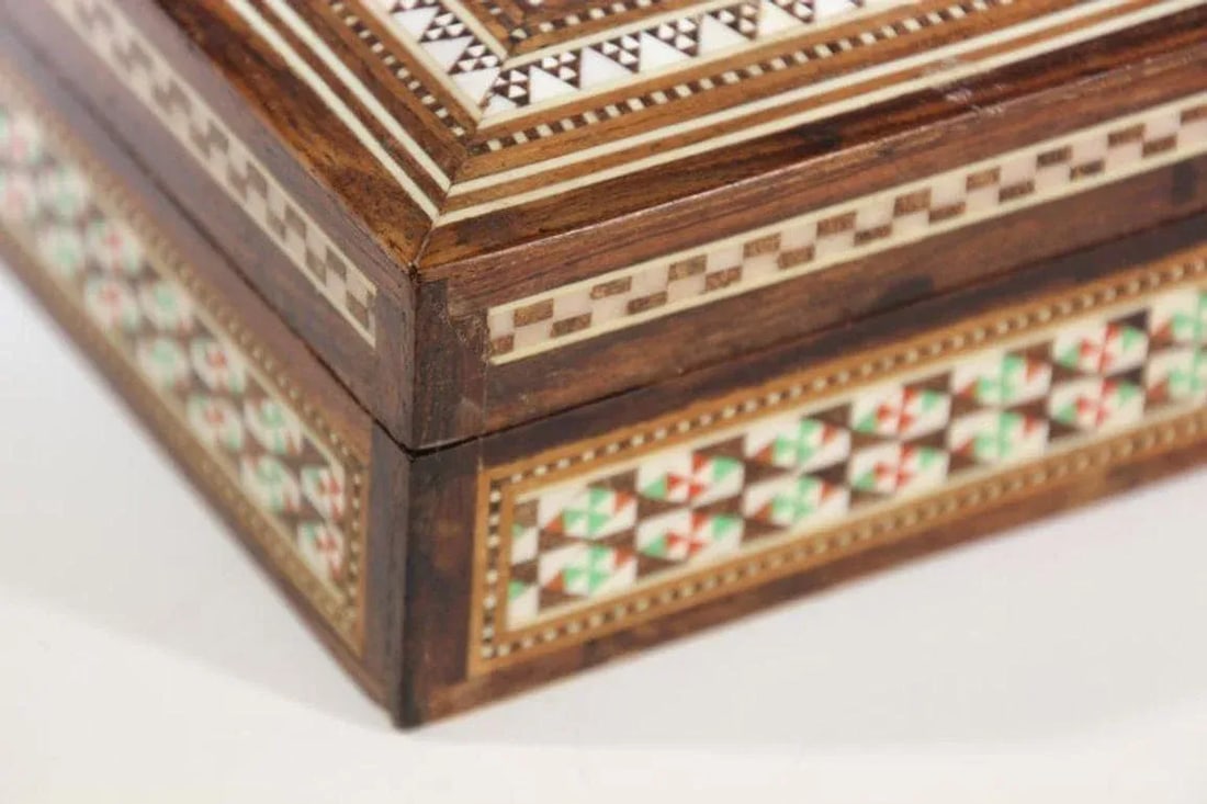 1940s Antique Fine Micro Mosaic Moorish Inlaid Decorative Box - 9