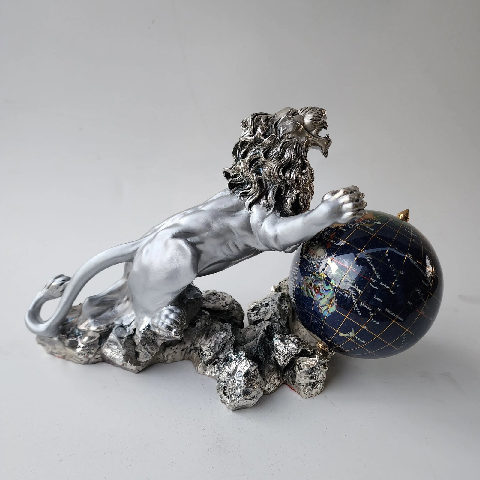 Vintage 1972 Brunel Preziosi d'Autore Silver Clad Lion and Gemstone Globe - 2