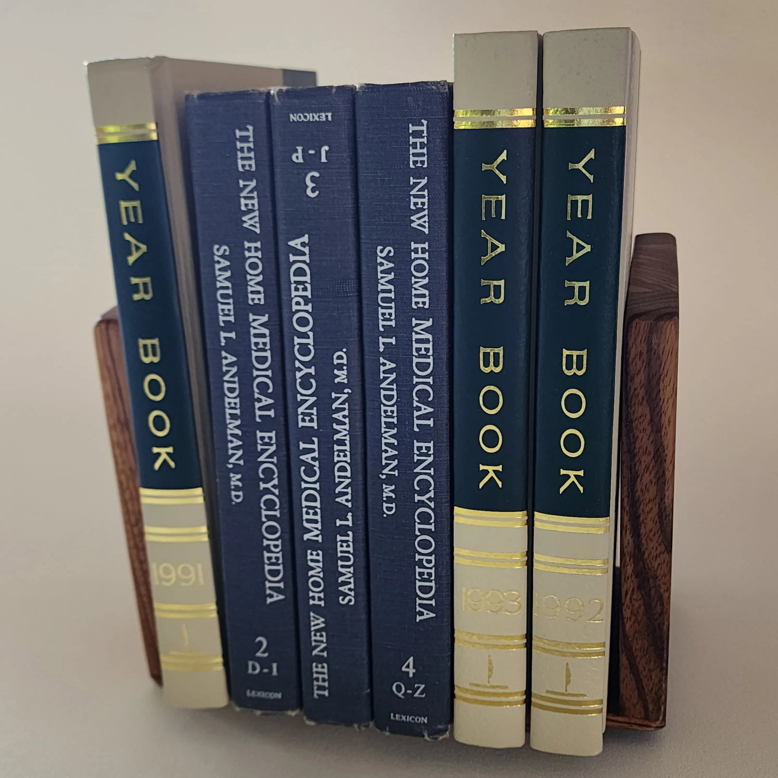 Vintage 80's Inlaid Wood Mosaic Bookends by Wildwood, Set of Two - 2