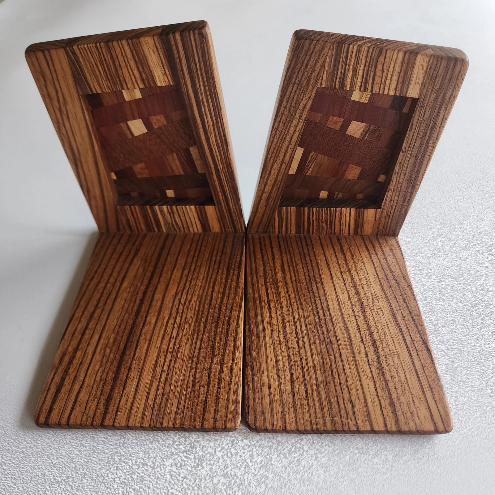 Vintage 80's Inlaid Wood Mosaic Bookends by Wildwood, Set of Two - 4