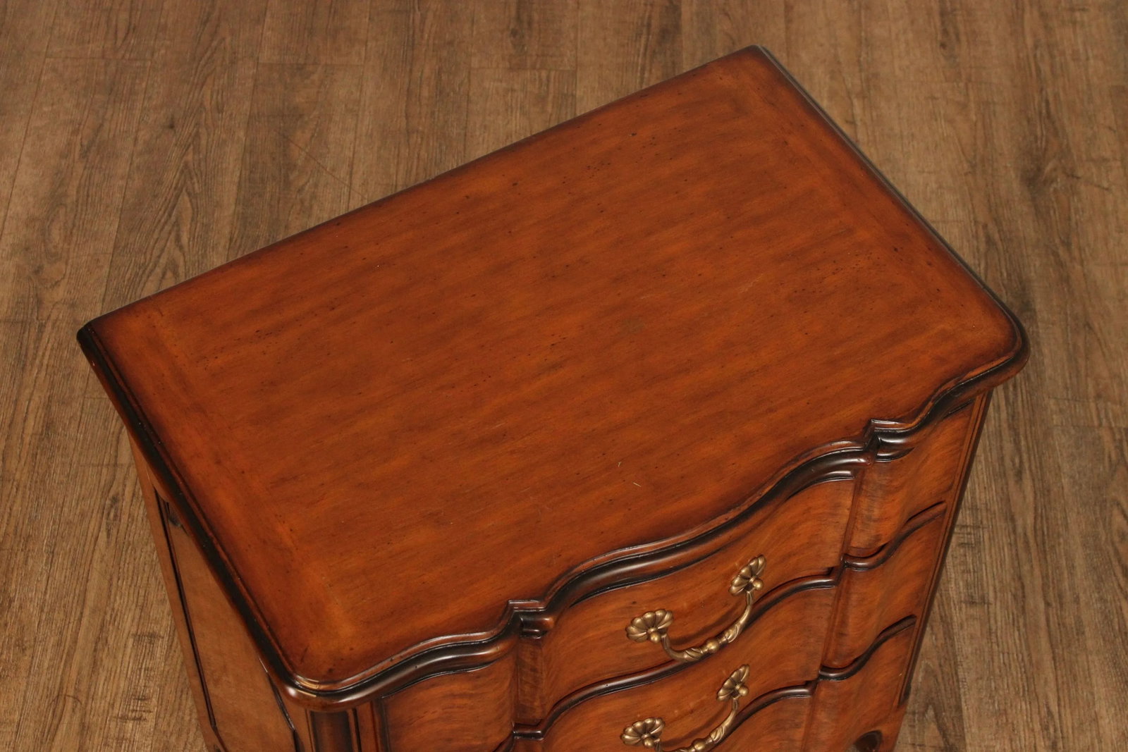 Early 21st Century Theodore Alexander Chateau Du Vallois French Style Three Drawer Chest - 5