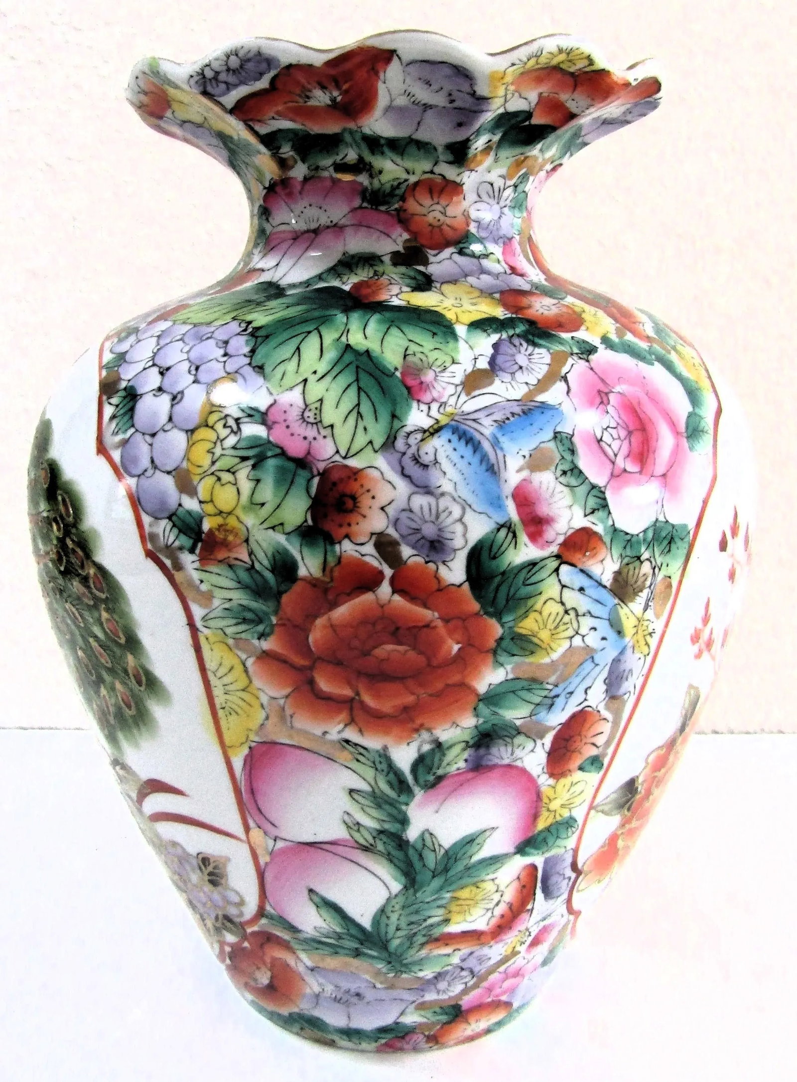 Vintage Chinoiserie Hand Painted Famille Rose Peacock Porcelain Vase - 2