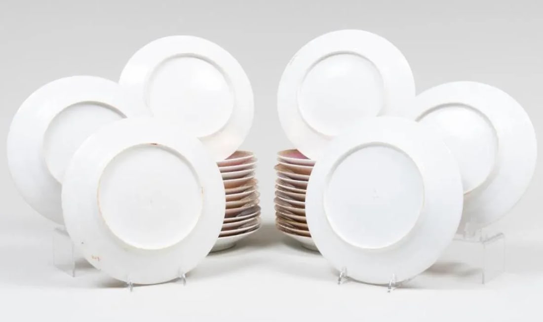 Early 19th Century French Old Paris Porcelain Dessert Service Pink Ground Empire Style- 31 Pieces - 11