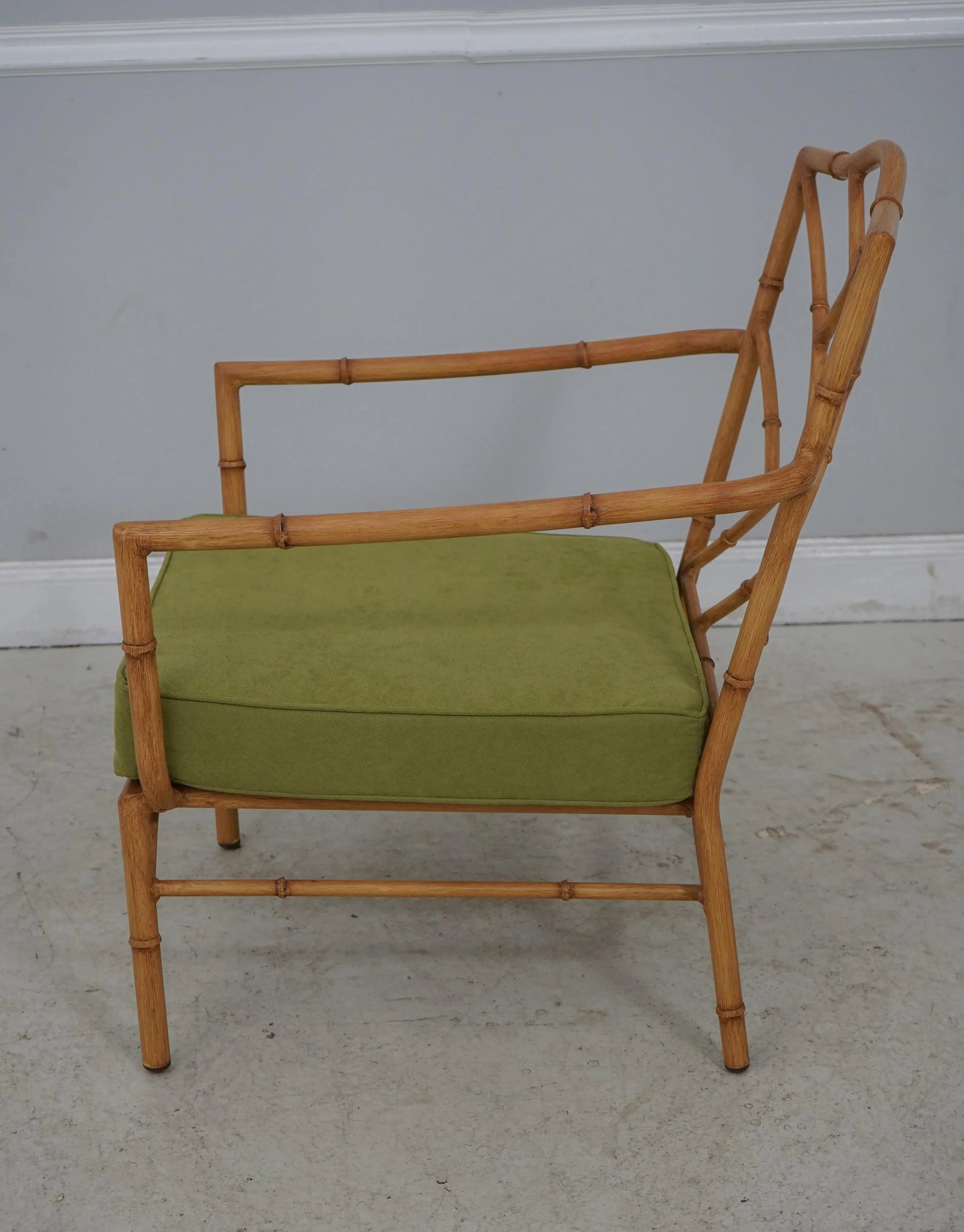 Bamboo Form Modern Design Aluminum Patio Chair - 3