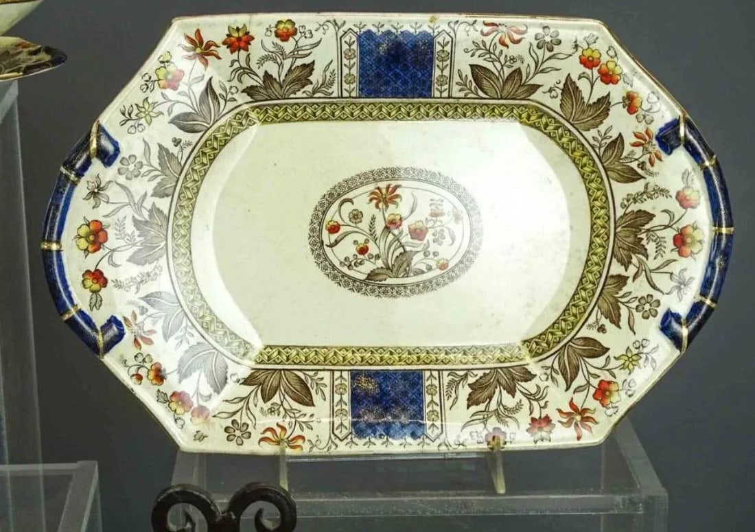 Late 19th Century Sampson and Hancock Norman Pattern 45 Piece English Cobalt Blue Dinner Service- 45 - 4