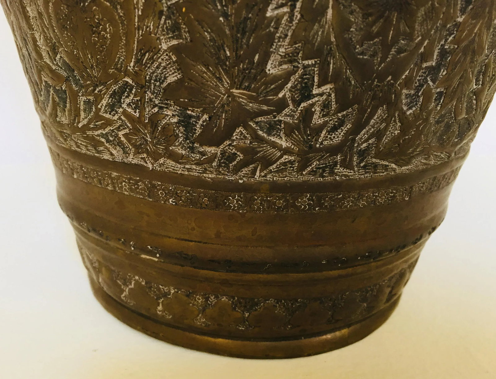 Anglo-Raj Mughal Bronzed Copper Vessel Bucket - 9