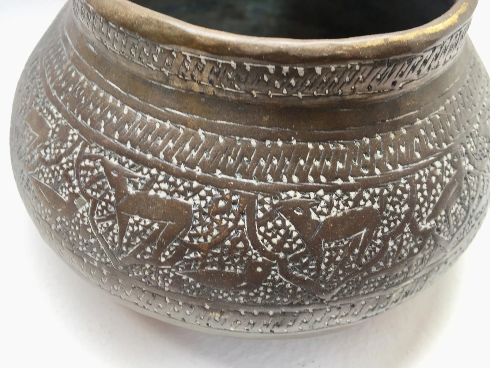 Middle Eastern Egyptian Moorish Hand-Etched Islamic Brass Bowl - 10