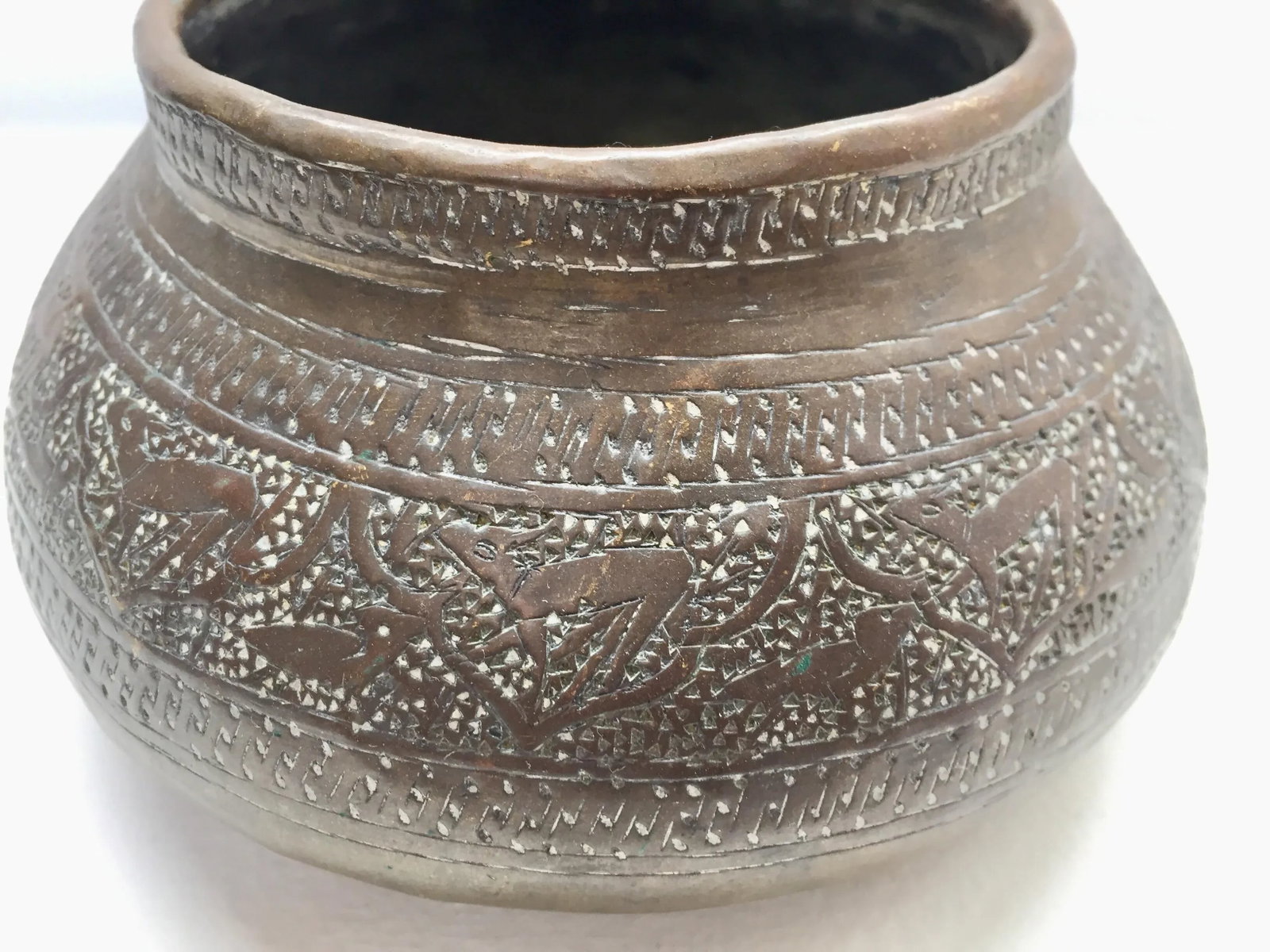 Middle Eastern Egyptian Moorish Hand-Etched Islamic Brass Bowl - 11
