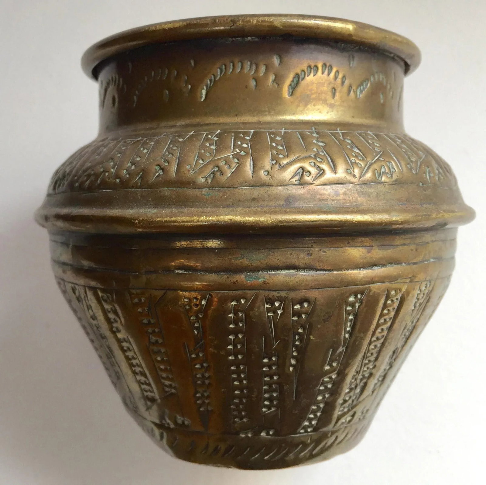 Middle Eastern Moorish Brass Bowl Hammered With Islamic Kufic Writing - 12