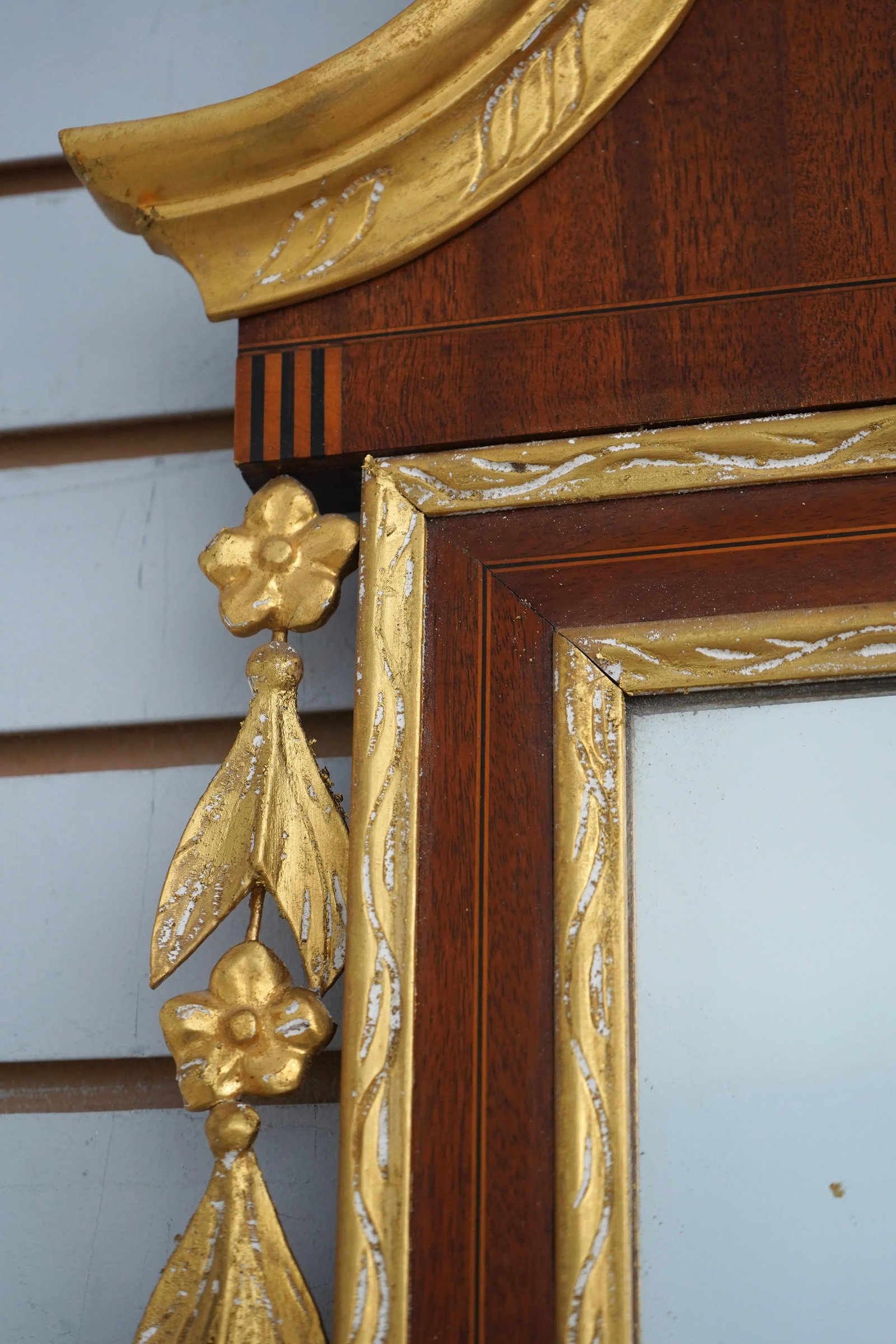 Vintage Federal Style Mahogany Mirror W. Gold Gilt - 10