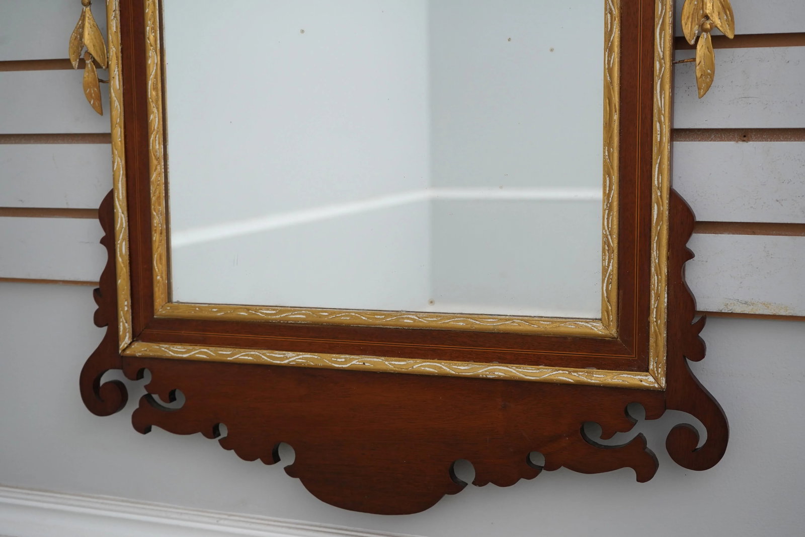 Vintage Federal Style Mahogany Mirror W. Gold Gilt - 5