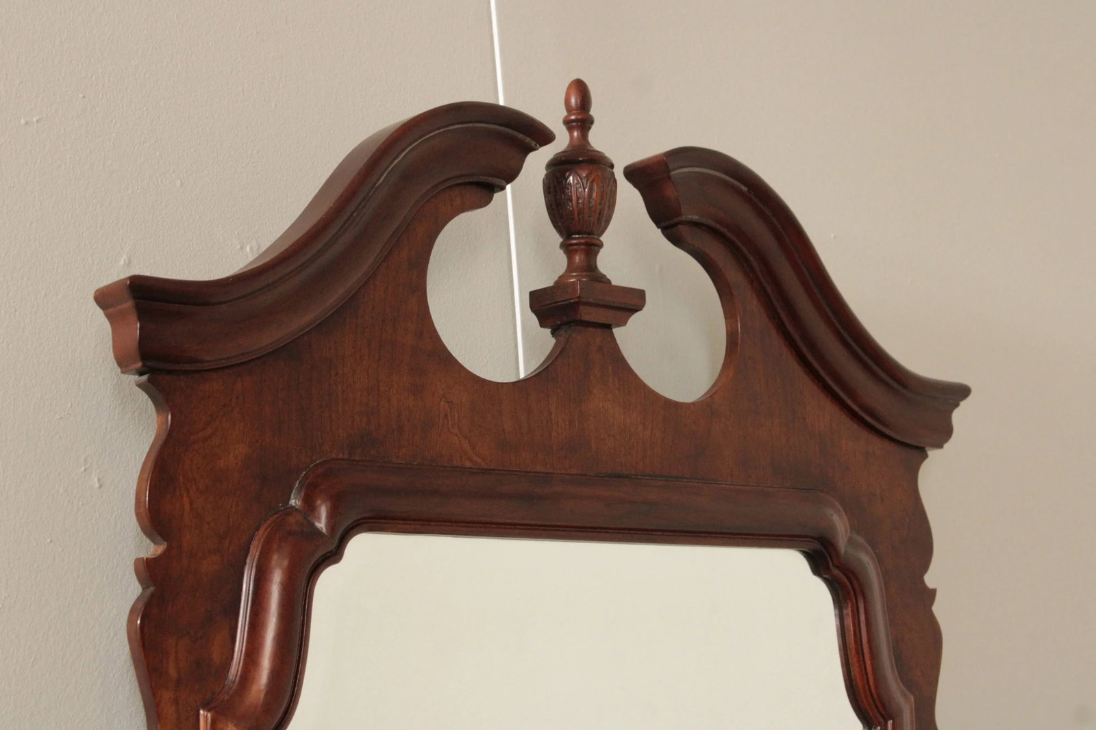 Henredon Chippendale Style Carved Cherry Wall Mirror - 5
