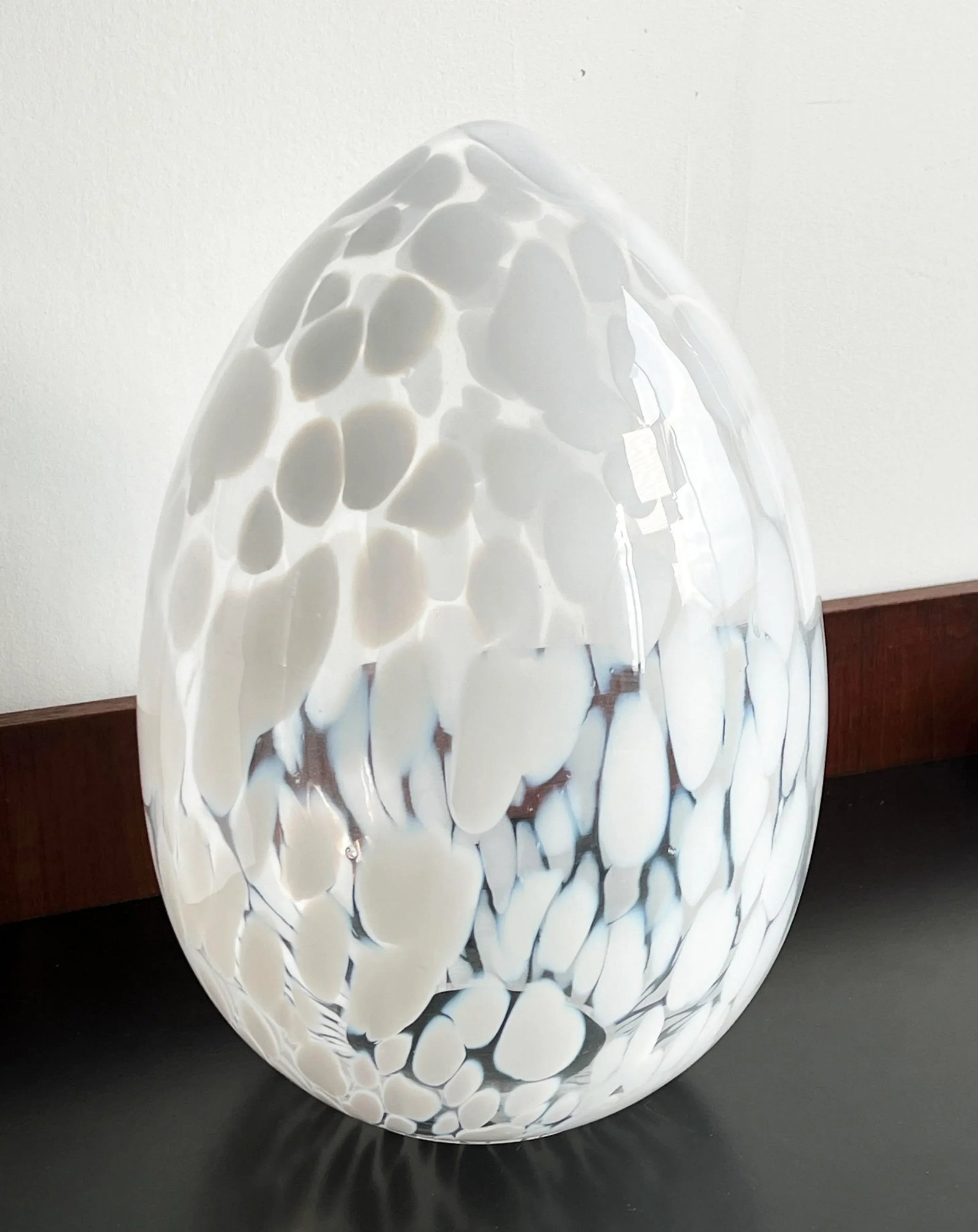 Large Vintage 15" Murano Art Glass White Blown Glass Egg Sculpture - 3