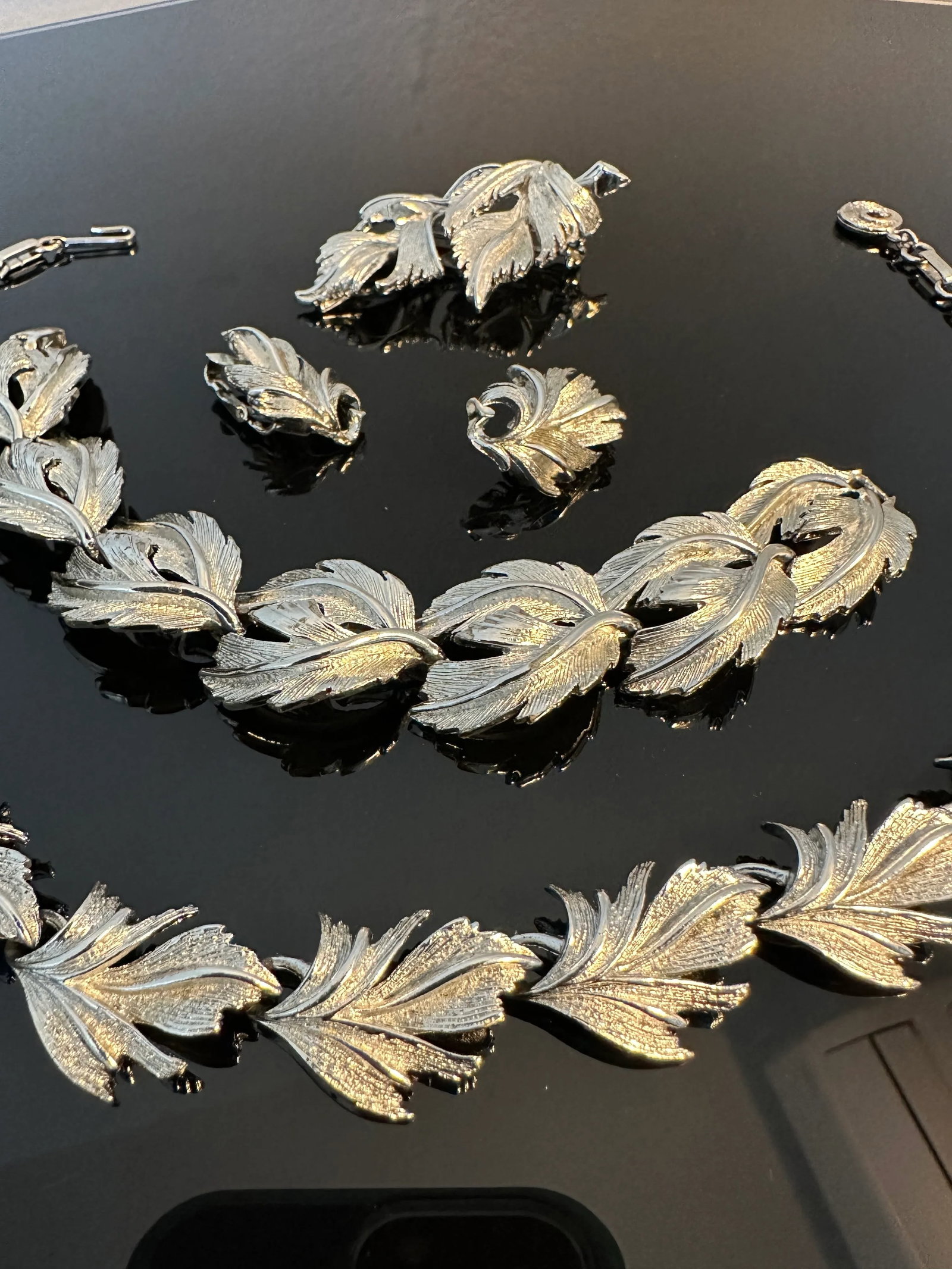 Vintage Tara Silver Tone Leaf Jewelry Complete Set of 5 - 5