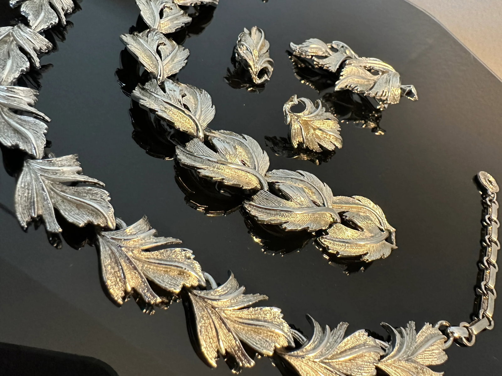 Vintage Tara Silver Tone Leaf Jewelry Complete Set of 5 - 7