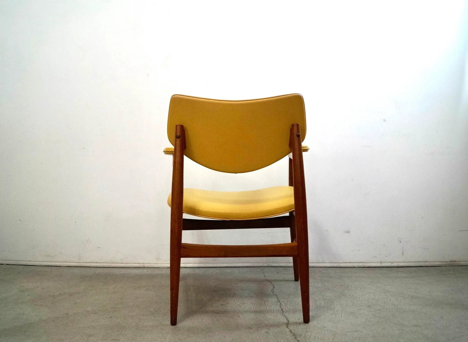 1950's Mid-Century Modern Walnut Armchair by Thonet - 7