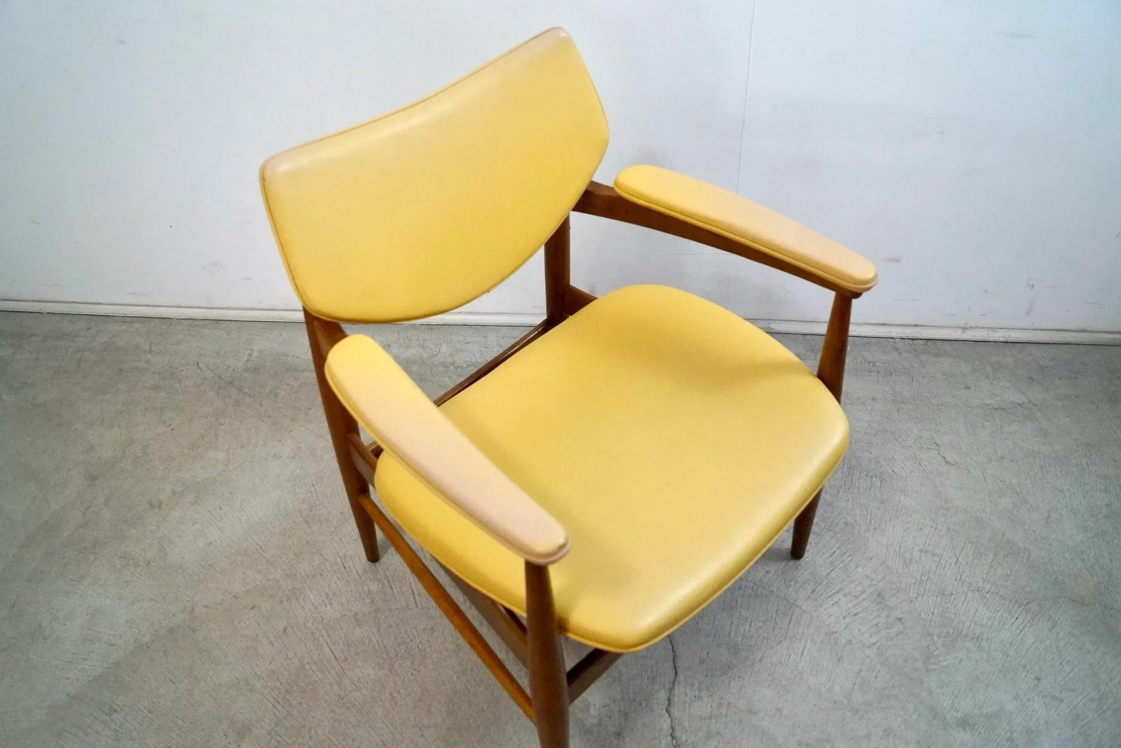 1950's Mid-Century Modern Walnut Armchair by Thonet - 8