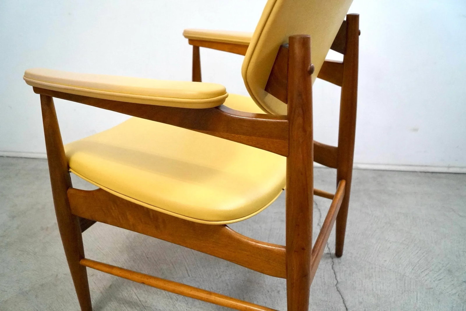 1950's Mid-Century Modern Walnut Armchair by Thonet - 9