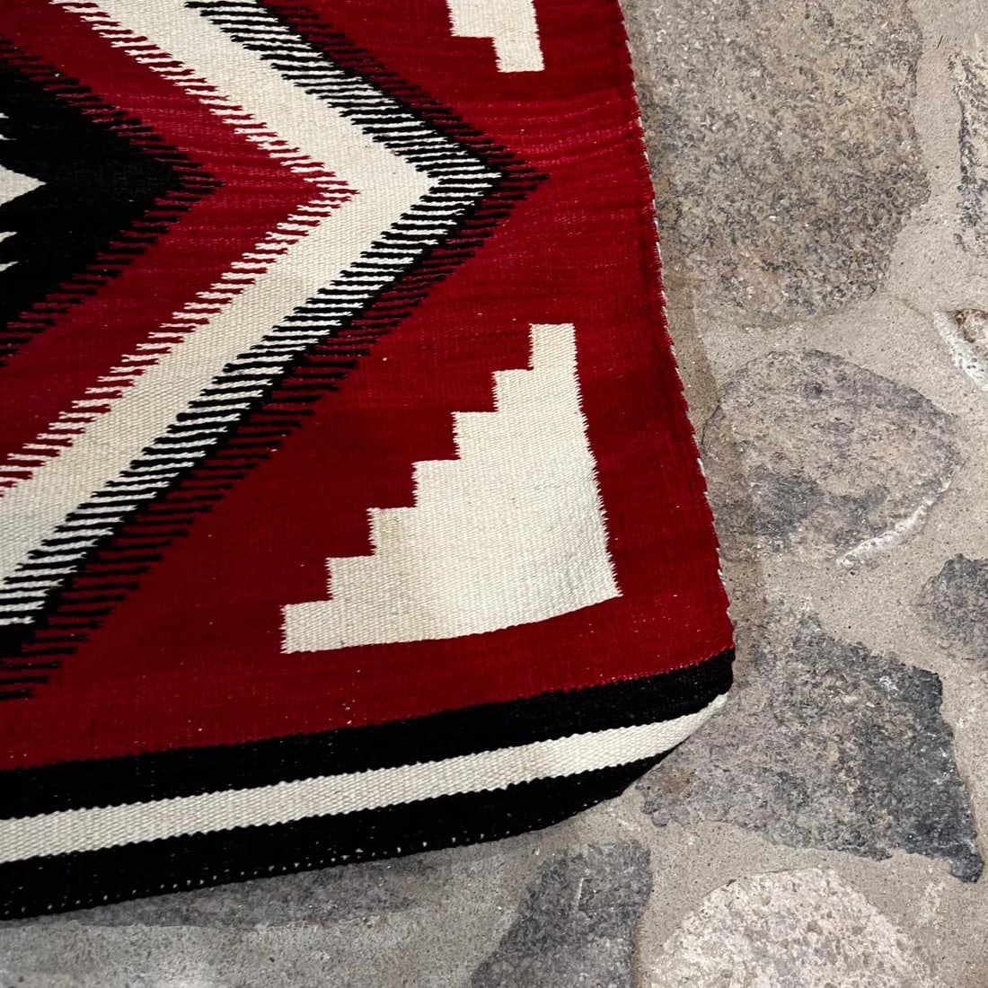 Handwoven Navajo Indian Flat Weave Textile, Geometric Design, 1900s - 4