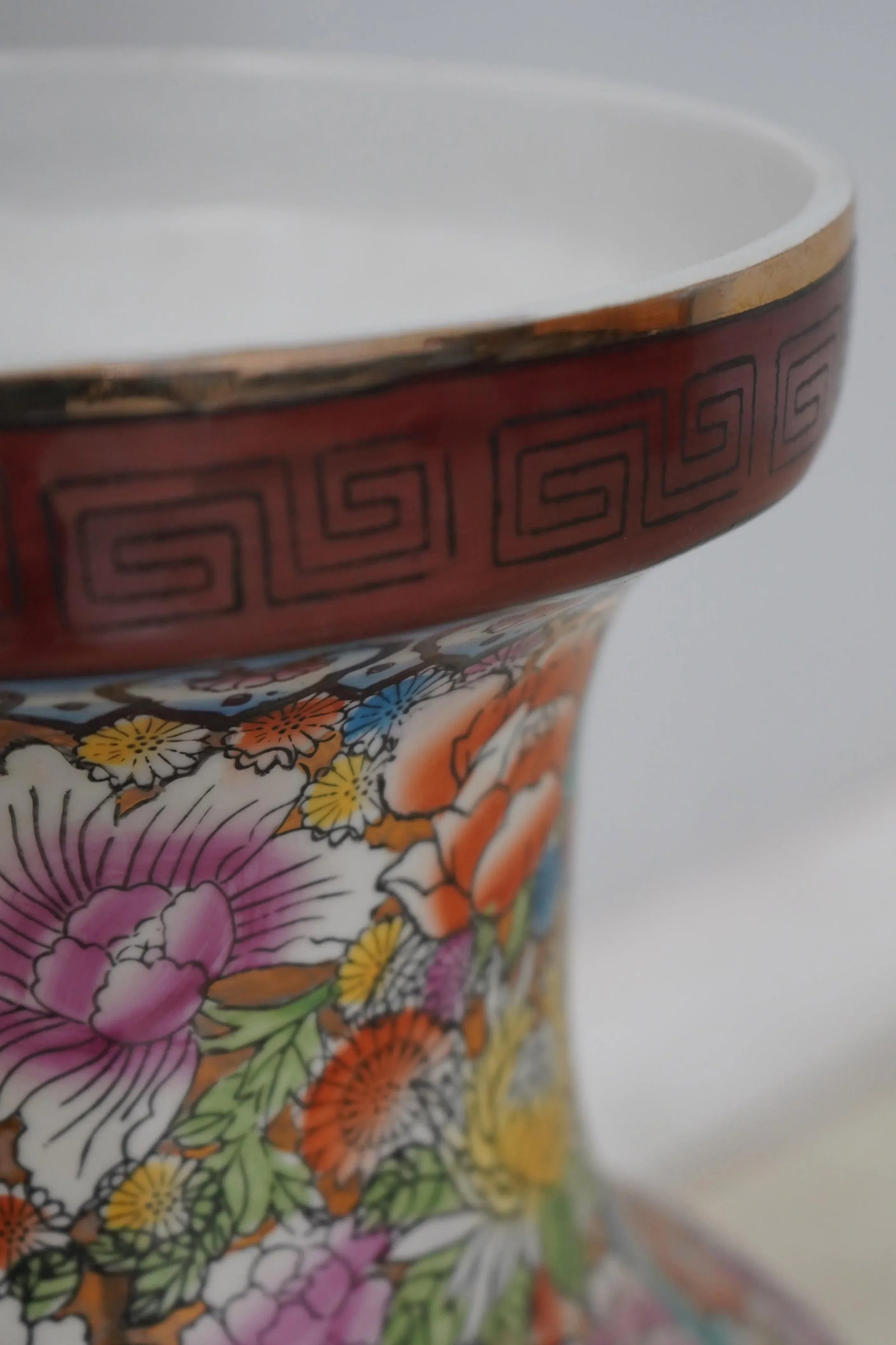 Vintage Chinese Porcelain Floral Decorative Large Vase - 3