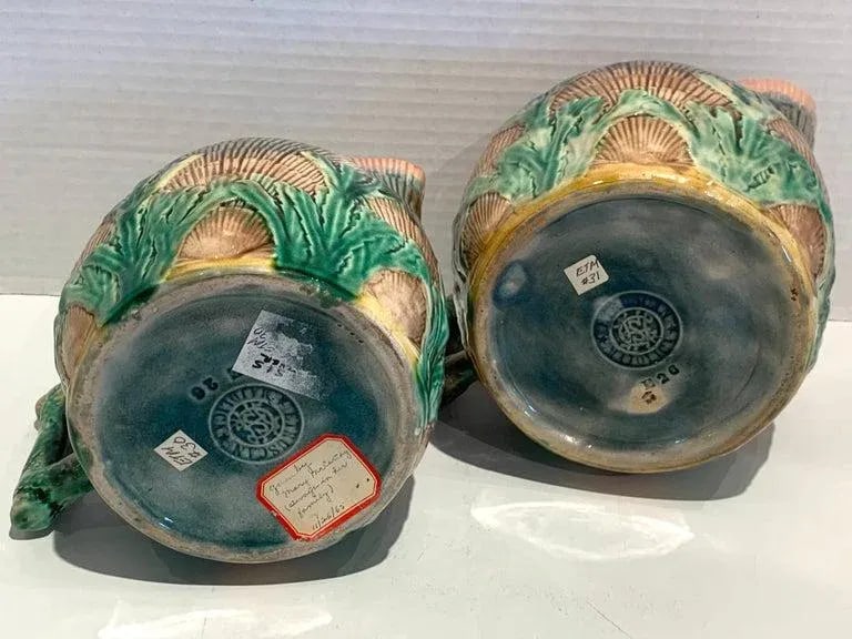 Late 19th Century Collection of Six Etruscan Majolica Shell and Seaweed Pitchers - 11